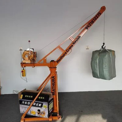 mini-lift-for-construction